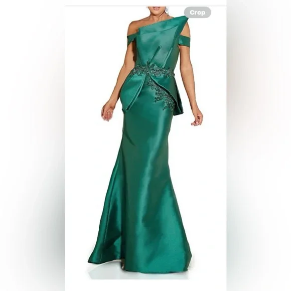 Women's Terani Couture 232M1530 Pleated Neckline Off Shoulder Thigh Slit Long Formal Dress Emerald Green 8 Women's Terani Couture 232M1530 Pleated Neckline Off Shoulder Thigh Slit Long Formal Dress Emerald Green 8